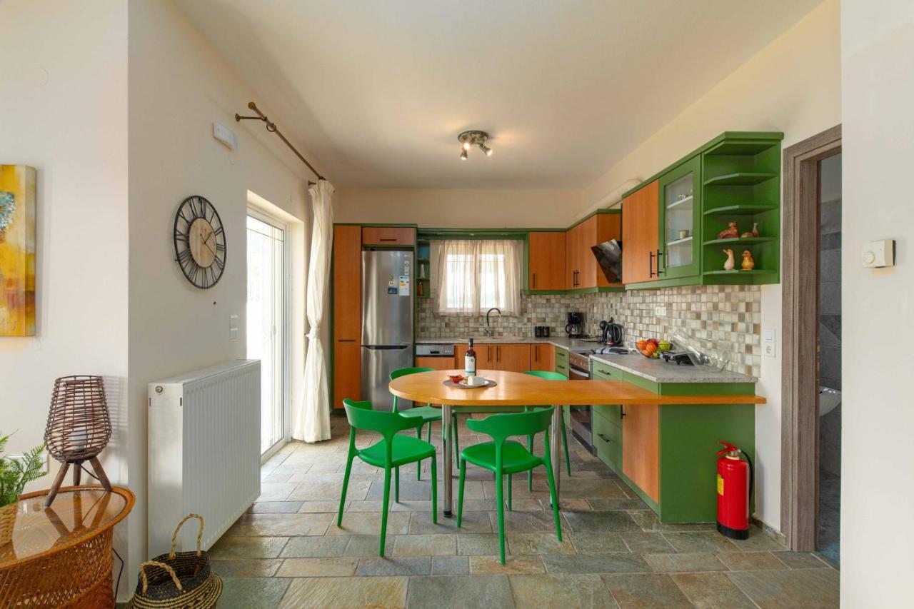 Villa Melenia For Family Holidays By The Beach Agia Pelagia  Exterior foto