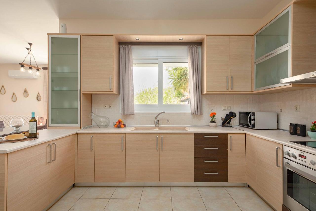 Villa Melenia For Family Holidays By The Beach Agia Pelagia  Exterior foto